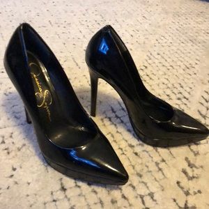 Jessica Simpson platform pumps